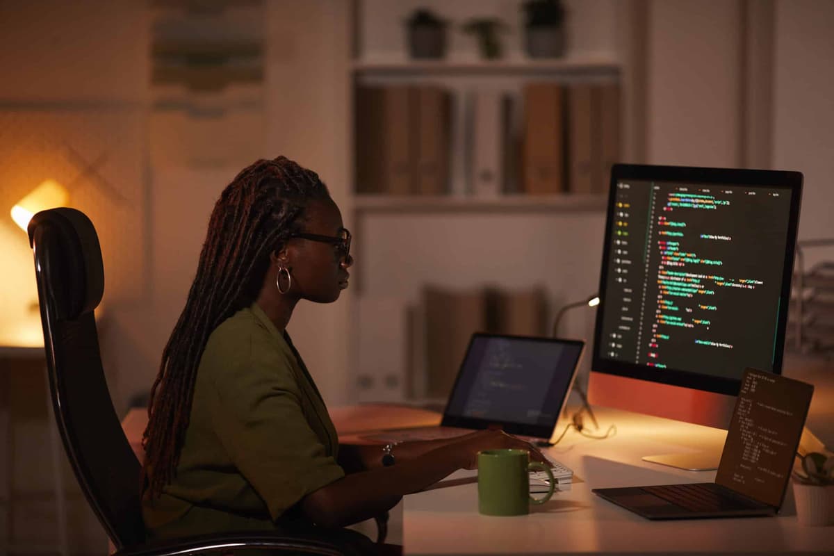 What’s the Difference Between Back-End and Front-End Engineers?